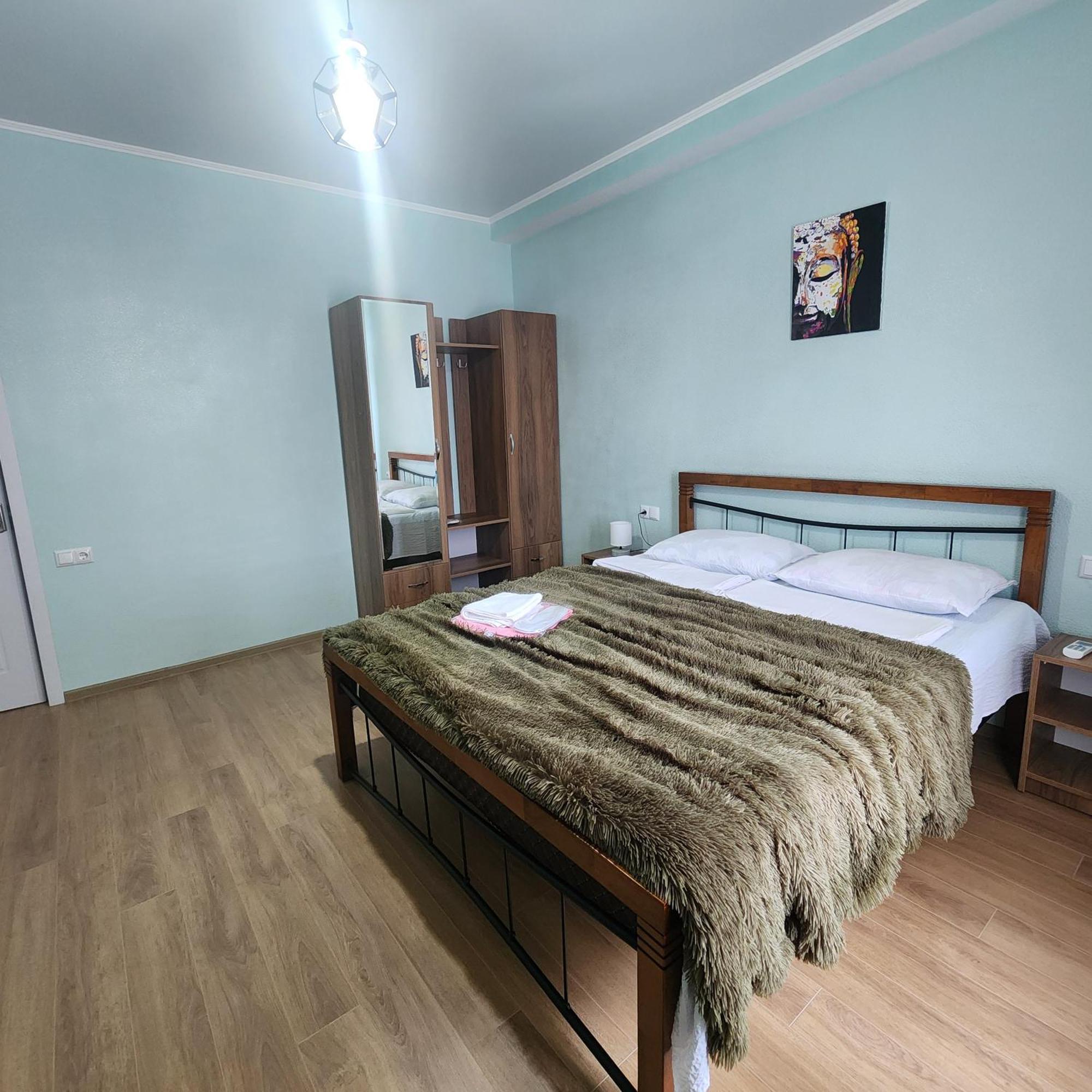 Panorama Family Hotel Telavi Exterior photo